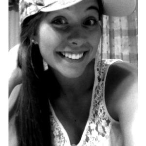 Meet your Posher, Brooke